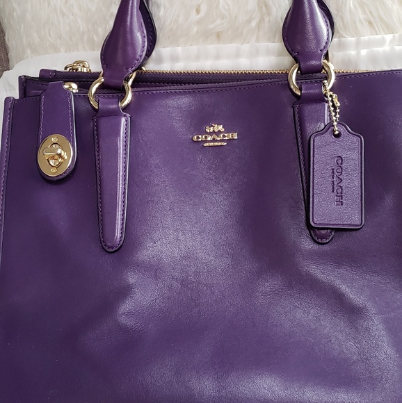 Coach Handbags - COACH Leather Handbag